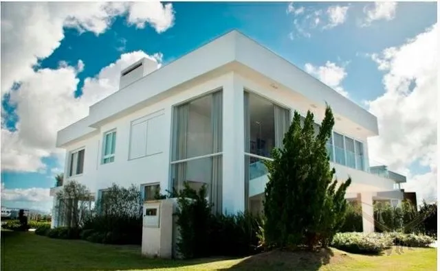 Sobrado mobiliado e decorado - 04 suites Enseada: 26ª foto da galeria de imagens do imóvel