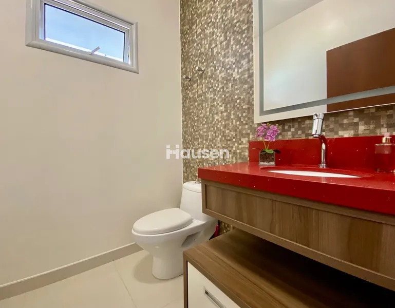 Linda Casa a venda no Bruschal: 14ª foto da galeria de imagens do imóvel