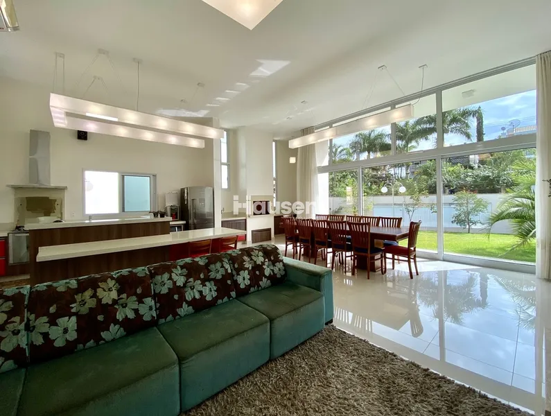 Linda Casa a venda no Bruschal: 13ª foto da galeria de imagens do imóvel