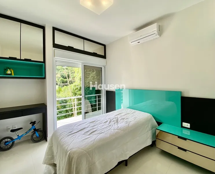 Linda Casa a venda no Bruschal: 20ª foto da galeria de imagens do imóvel