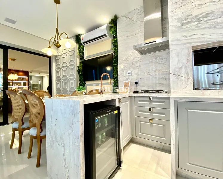 Apartamento com 4 suítes Finamente Mobiliado em Itapema: 23ª foto da galeria de imagens do imóvel