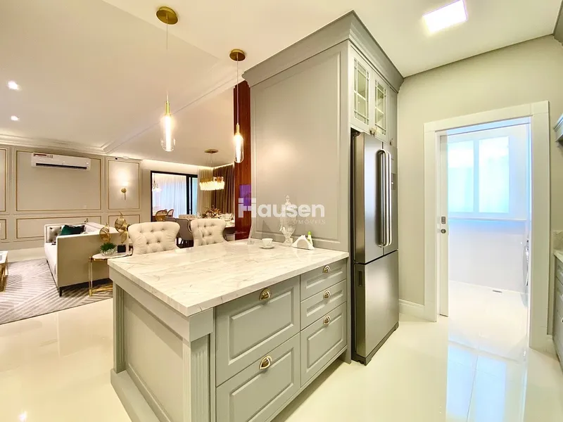 Apartamento com 4 suítes Finamente Mobiliado em Itapema: 9ª foto da galeria de imagens do imóvel