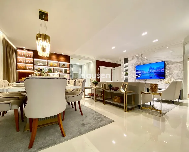 Apartamento com 4 suítes Finamente Mobiliado em Itapema: 1ª foto da galeria de imagens do imóvel