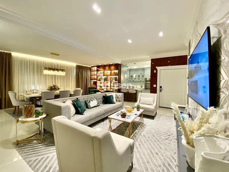 Apartamento com 4 suítes Finamente Mobiliado em Itapema: 2ª foto da galeria de imagens do imóvel