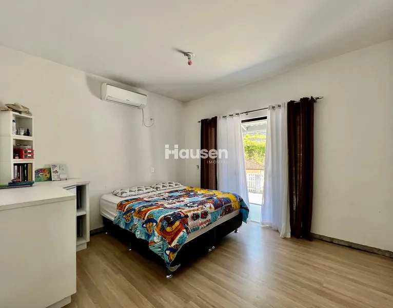 Ampla Casa no Bairro Souza Cruz: 22ª foto da galeria de imagens do imóvel