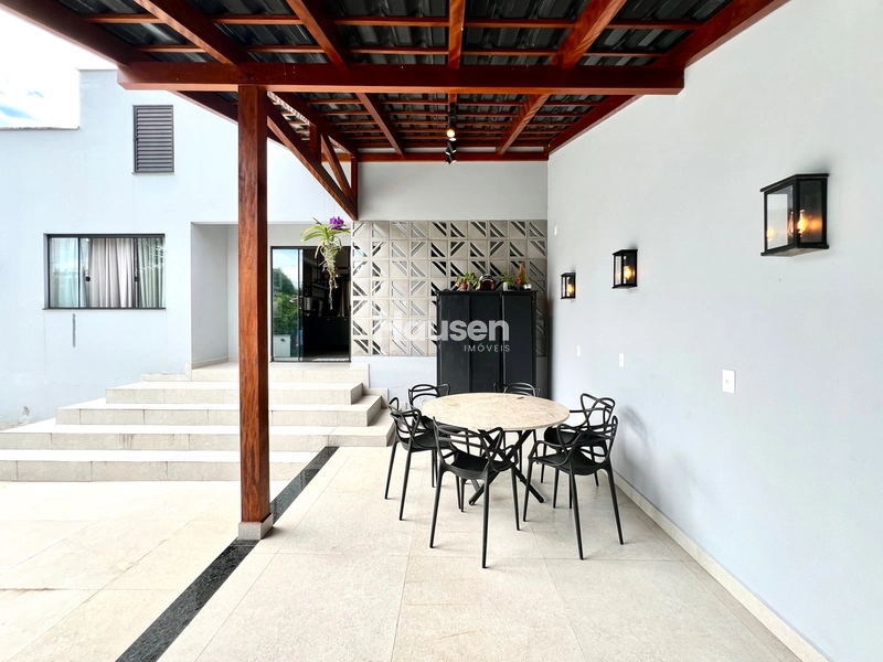 Linda Casa com Piscina no Bruschal!: 9ª foto da galeria de imagens do imóvel
