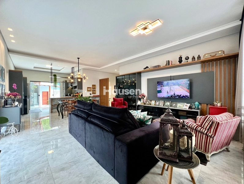 Linda Casa com Piscina no Bruschal!: 16ª foto da galeria de imagens do imóvel