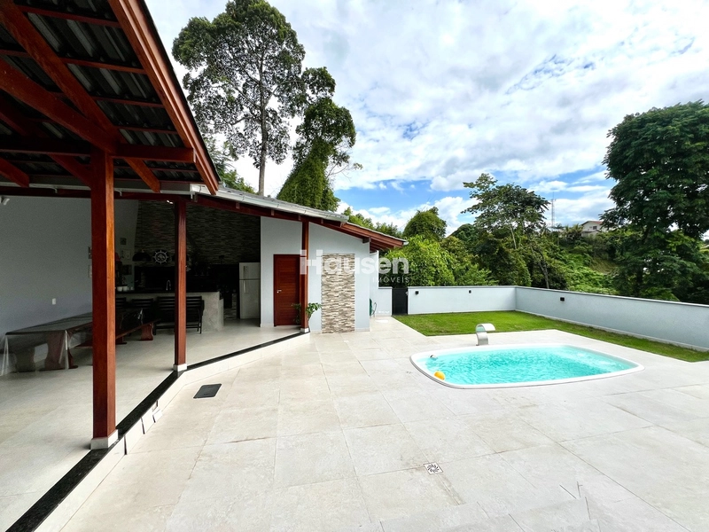 Linda Casa com Piscina no Bruschal!: 6ª foto da galeria de imagens do imóvel