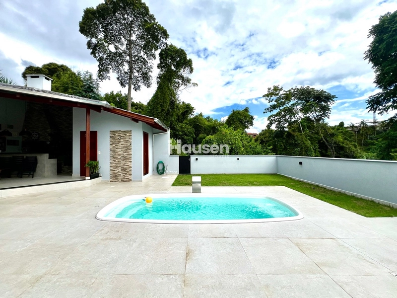 Linda Casa com Piscina no Bruschal!: 5ª foto da galeria de imagens do imóvel