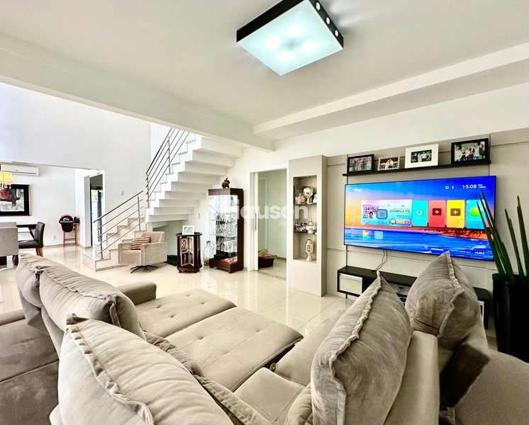 Casa Mobiliada com Piscina no bairro Bruschal!: 12ª foto da galeria de imagens do imóvel