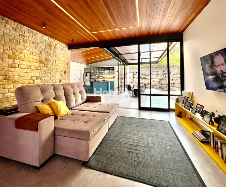 Linda Casa em Loteamento de Alto Padrão na Guabiruba!: 4ª foto da galeria de imagens do imóvel