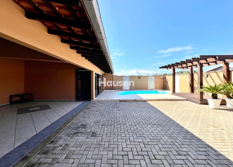 Casa com 3 suítes no Jardim Maluche!: 6ª foto da galeria de imagens do imóvel