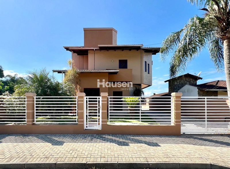 Casa com 3 suítes no Jardim Maluche!: 1ª foto da galeria de imagens do imóvel