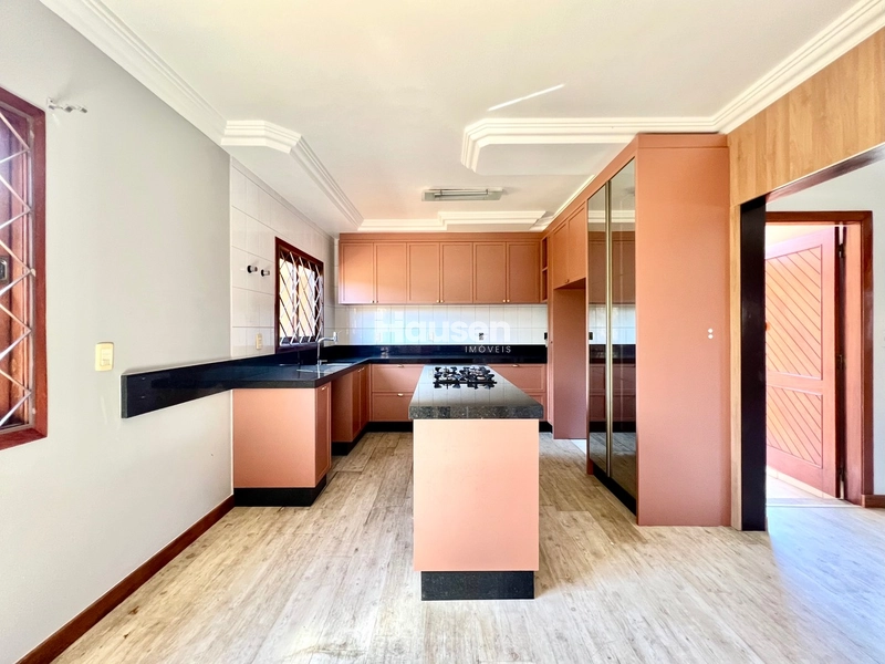 Casa com 3 suítes no Jardim Maluche!: 13ª foto da galeria de imagens do imóvel