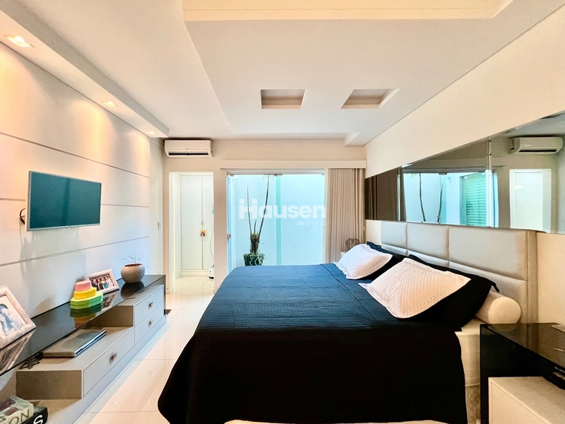 Linda Casa com Piscina no Jardim Maluche: 14ª foto da galeria de imagens do imóvel