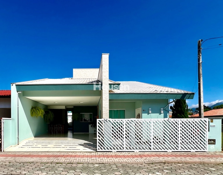 Casa no Jardim Azaléia em Brusque!: 3ª foto da galeria de imagens do imóvel