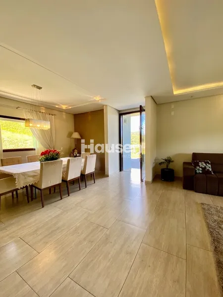 Linda Casa com 4 quartos em Guabiruba!: 11ª foto da galeria de imagens do imóvel