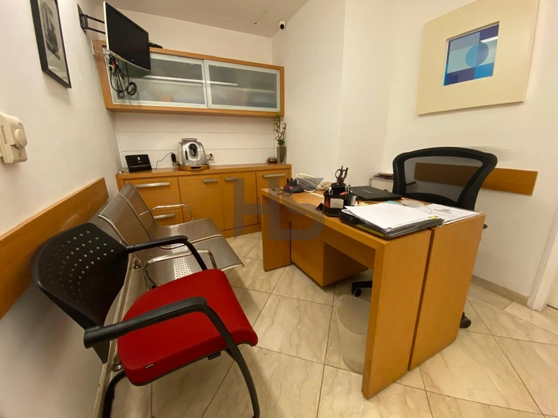 Sala Comercial à Venda – Barra Trade 1: 17ª foto da galeria de imagens do imóvel