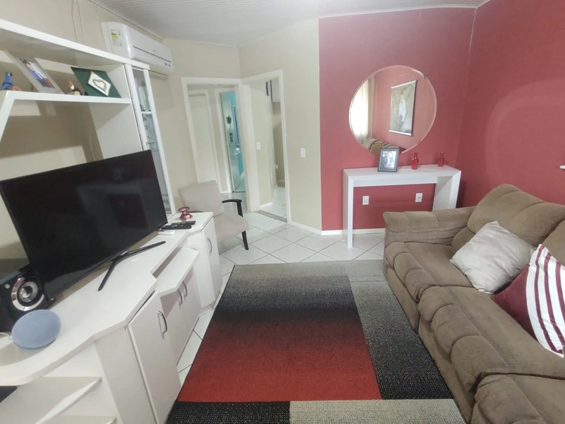 Casa com 1 suíte + 3 quartos no Passo dos Fortes: 3ª foto da galeria de imagens do imóvel