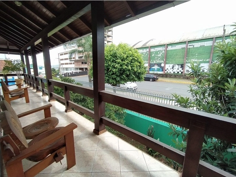 Casa com 4 quartos no Presidente Médici: 4ª foto da galeria de imagens do imóvel