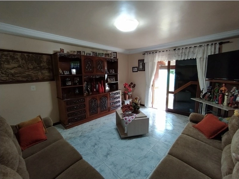 Casa com 4 quartos no Presidente Médici: 13ª foto da galeria de imagens do imóvel