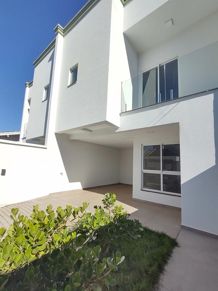 Casa (sobrado) novo com 3 quartos: 3ª foto da galeria de imagens do imóvel