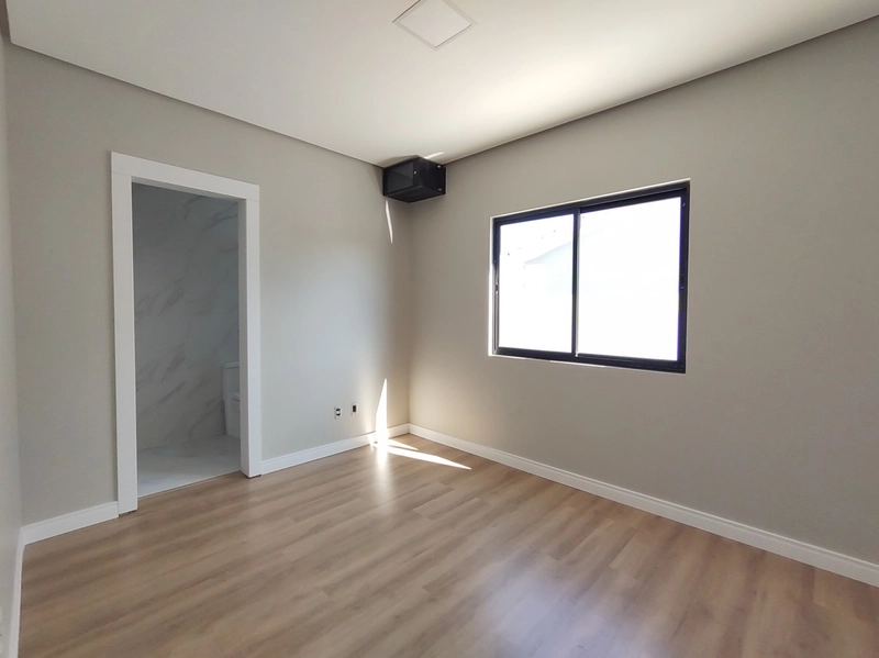 Casa nova com 3 suítes no Walvilla: 17ª foto da galeria de imagens do imóvel