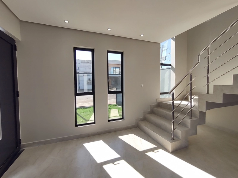 Casa nova com 3 suítes no Walvilla: 5ª foto da galeria de imagens do imóvel