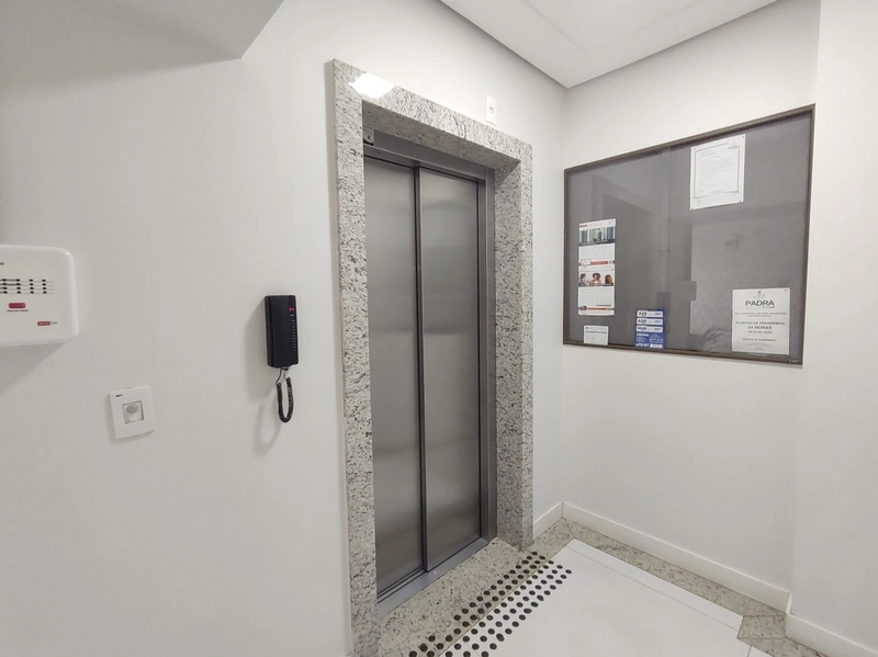 Apartamento com 3 quartos semi mobiliado no centro: 3ª foto da galeria de imagens do imóvel
