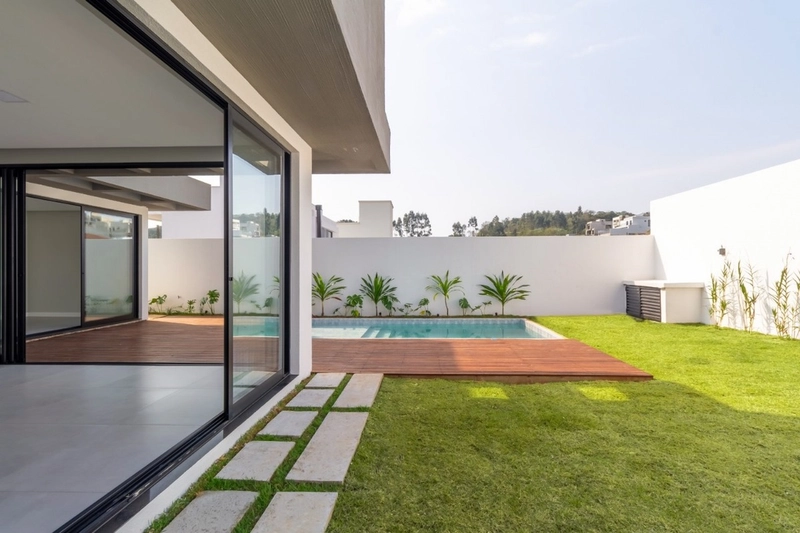 Casa nova com 3 suítes no bairro Jardim Europa: 10ª foto da galeria de imagens do imóvel