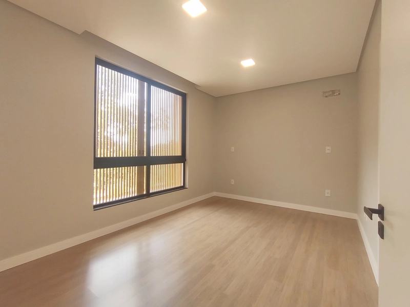 Casa nova com 3 suítes no bairro Jardim Europa: 31ª foto da galeria de imagens do imóvel