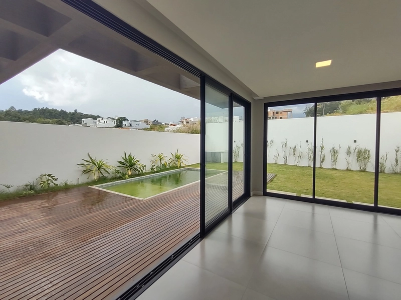 Casa nova com 3 suítes no bairro Jardim Europa: 15ª foto da galeria de imagens do imóvel