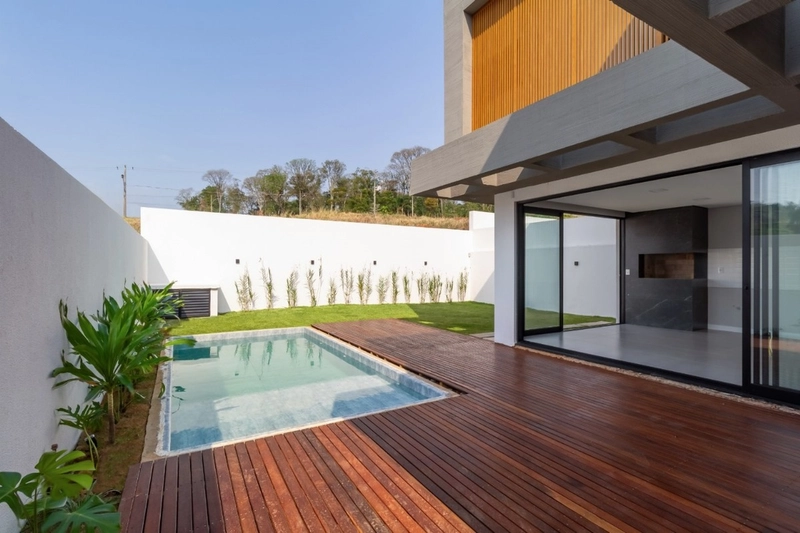 Casa nova com 3 suítes no bairro Jardim Europa: 1ª foto da galeria de imagens do imóvel