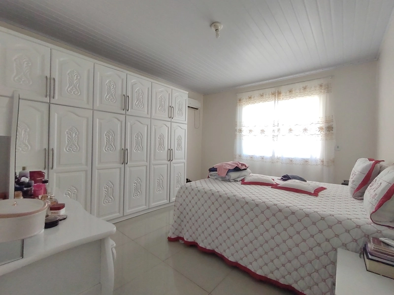 Casa 2 quartos com piscina no São Lucas: 3ª foto da galeria de imagens do imóvel