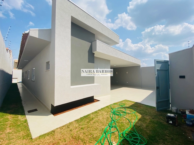 Casa com 3 suites e piscina no prox. a vitorio zeolla: 2ª foto da galeria de imagens do imóvel