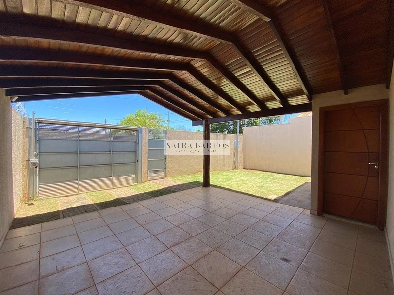 Casa com 3 dormitórios próxima a Orla: 3ª foto da galeria de imagens do imóvel