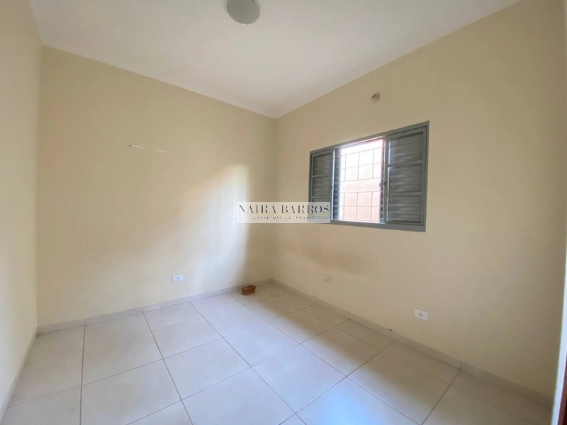 Casa com 3 dormitórios próxima a Orla: 2ª foto da galeria de imagens do imóvel