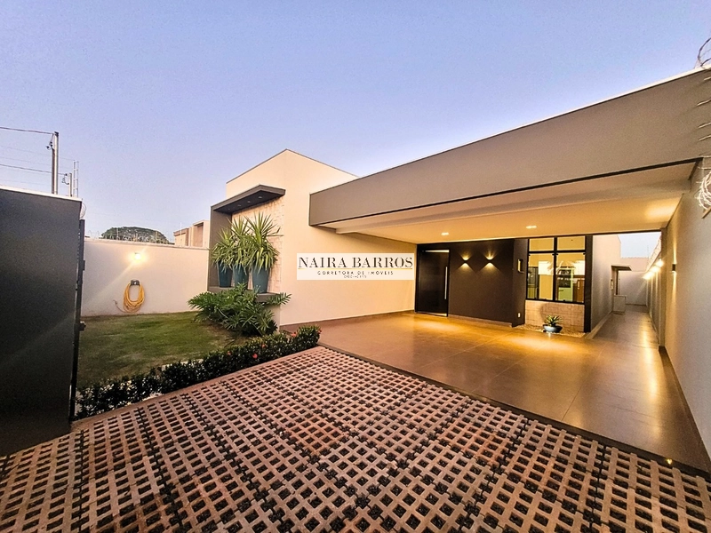 Casa de alto padrão com 3 dormitórios no Rita Vieira: 1ª foto da galeria de imagens do imóvel