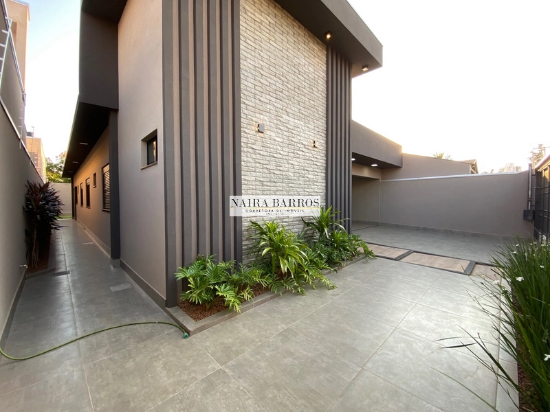 Casa com 3 suítes com planejados no Carandá Bosque: 2ª foto da galeria de imagens do imóvel