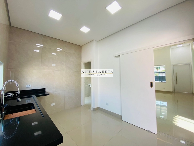Casa com 3 suítes e piscina - energia fotovoltaica - Jd Seminário: 15ª foto da galeria de imagens do imóvel