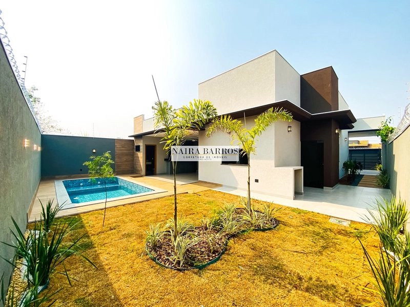 Casa com 3 dormitórios e piscina no Rita Vieira: 1ª foto da galeria de imagens do imóvel