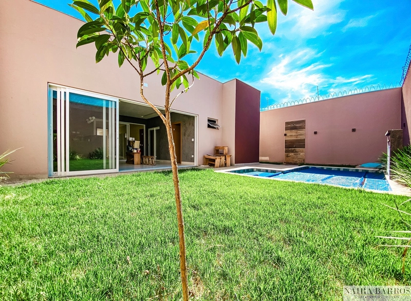 Casa com 3 dormitórios e piscina - Jd Seminário: 19ª foto da galeria de imagens do imóvel