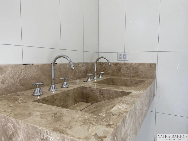 Casa com 3 dormitórios e piscina - Jd Seminário: 13ª foto da galeria de imagens do imóvel