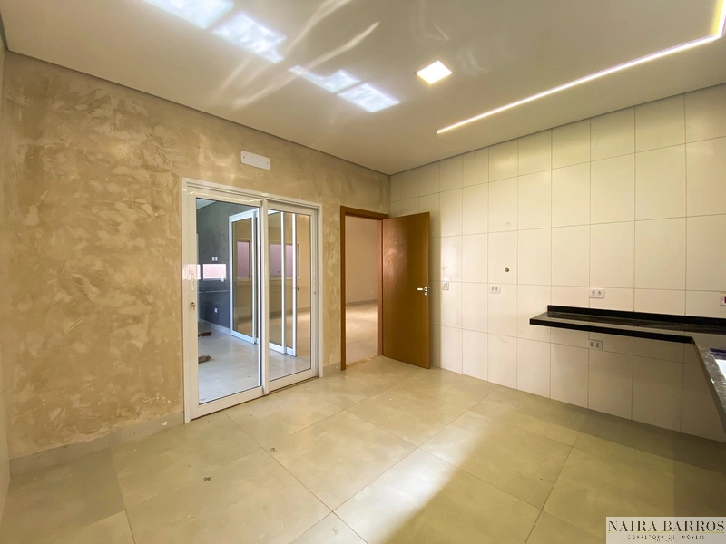 Casa com 3 dormitórios e piscina - Jd Seminário: 15ª foto da galeria de imagens do imóvel