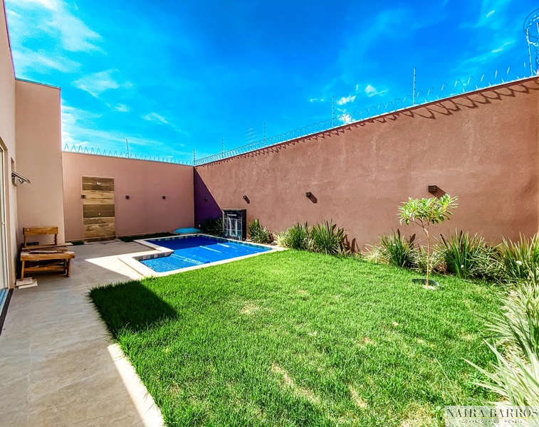 Casa com 3 dormitórios e piscina - Jd Seminário: 18ª foto da galeria de imagens do imóvel