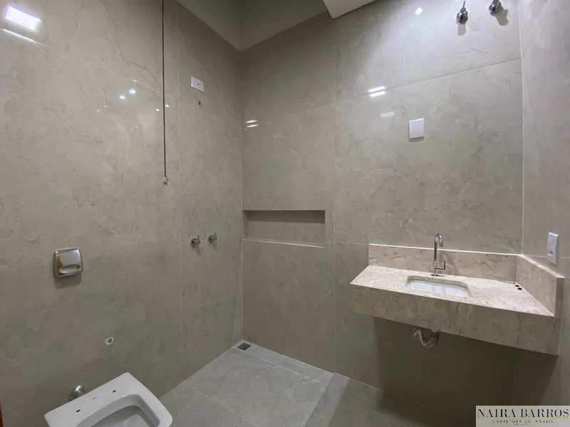 Casa com 3 suites e piscina no Rita Vieira: 8ª foto da galeria de imagens do imóvel