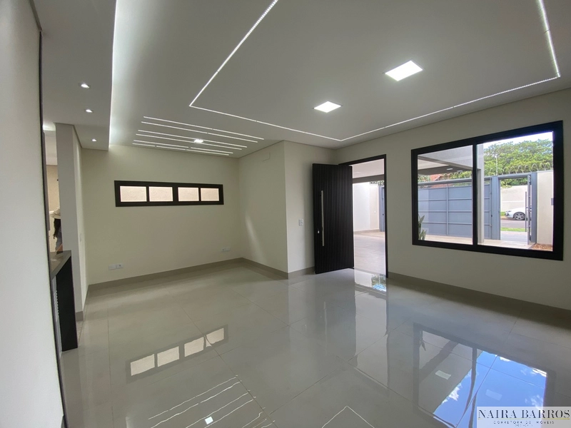 Casa com 3 dormitórios na Vila Nascente: 4ª foto da galeria de imagens do imóvel