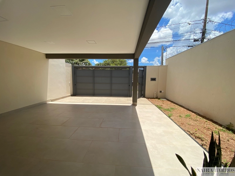 Casa com 3 dormitórios na Vila Nascente: 3ª foto da galeria de imagens do imóvel