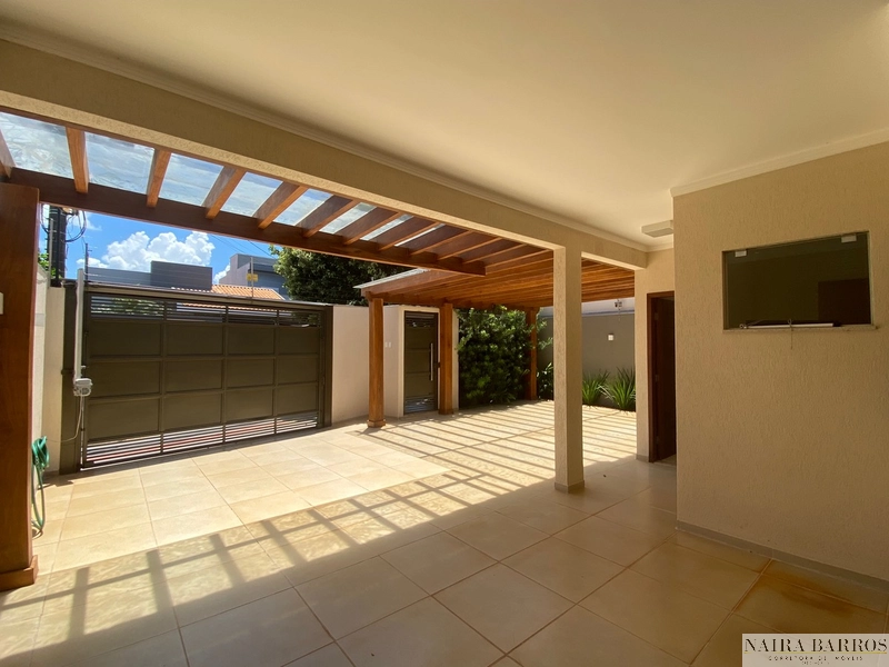 Casa com 4 dormitórios no São Francisco: 2ª foto da galeria de imagens do imóvel