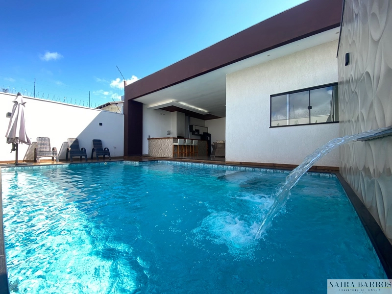 Casa com 3 suites e piscina no Agua Limpa Park: 1ª foto da galeria de imagens do imóvel